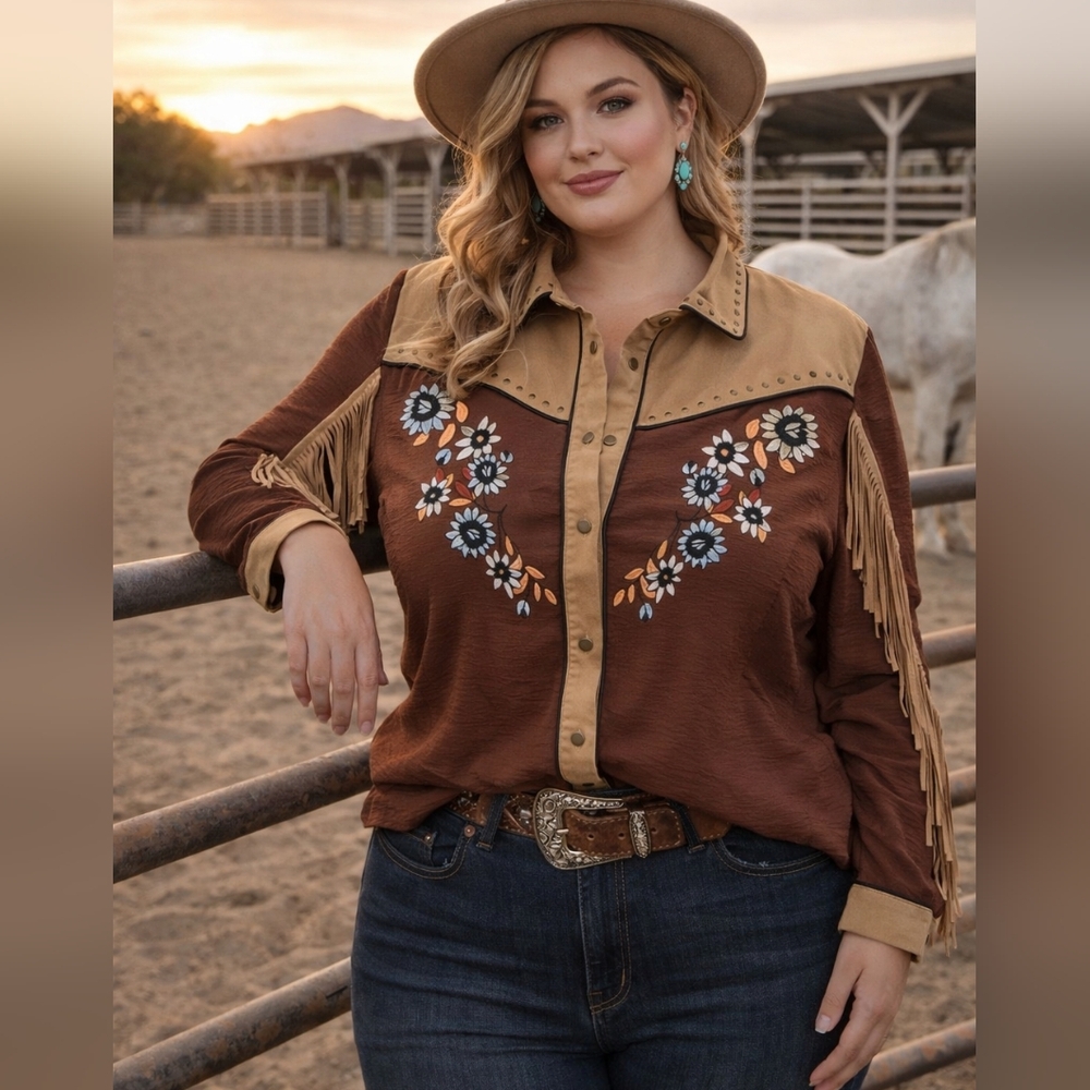 John Moon Women’s Embroidered Western Fringe Shirt | Large | Made in TX